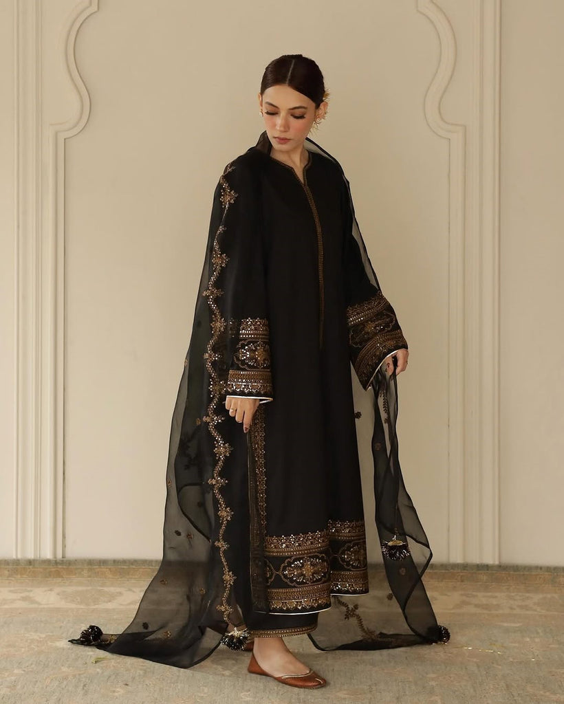 Royal Black Attire | 3-Piece Stitched Suit