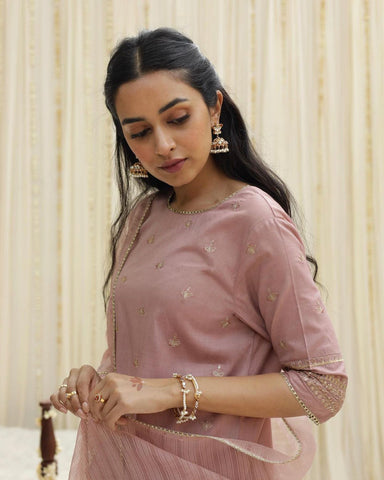 Rosy Vintage | 3-Piece Stitched Suit